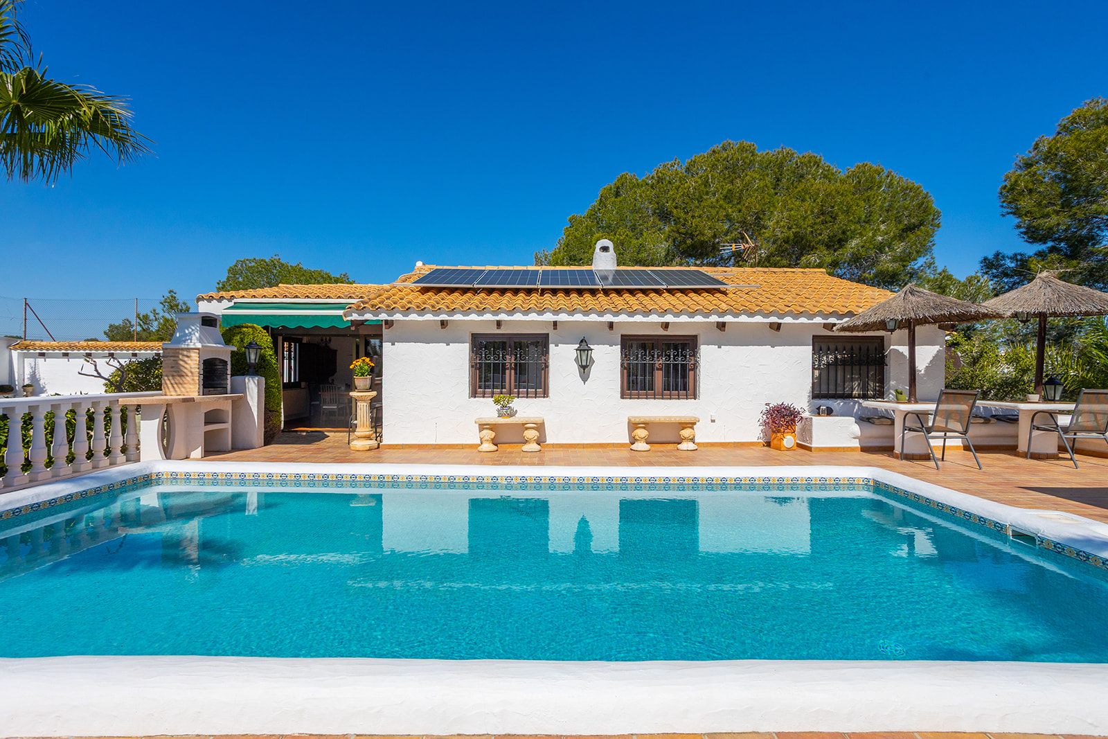 For sale - 3 Bedroom 2 Bathroom Villa in Orihuela - Orihuela Costa  - Alicante