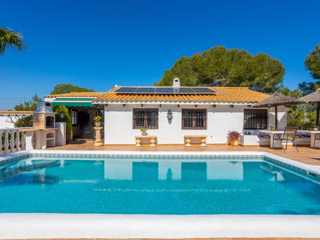 3 Bedroom 2 Bathroom Villa in Orihuela