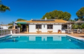 79-5852/77338, 3 Bedroom 2 Bathroom Villa in Orihuela