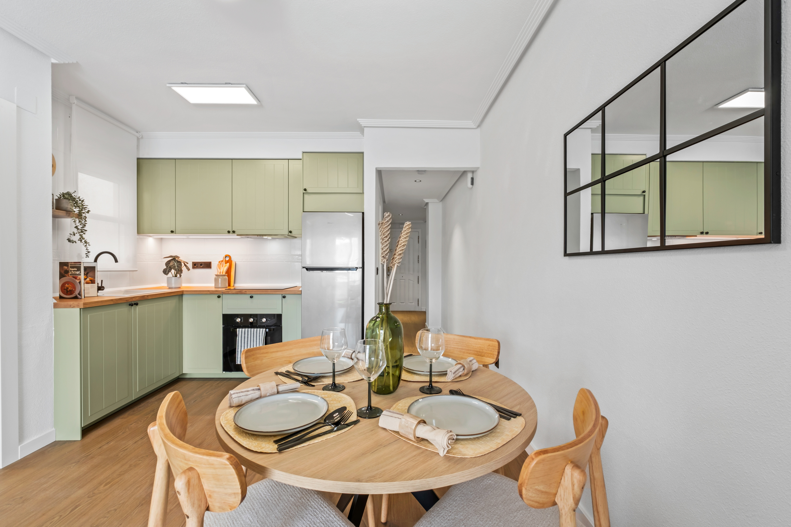 For sale - 2 Bedroom 1 Bathroom Ground floor apartment in Playa Flamenca -  - Alicante