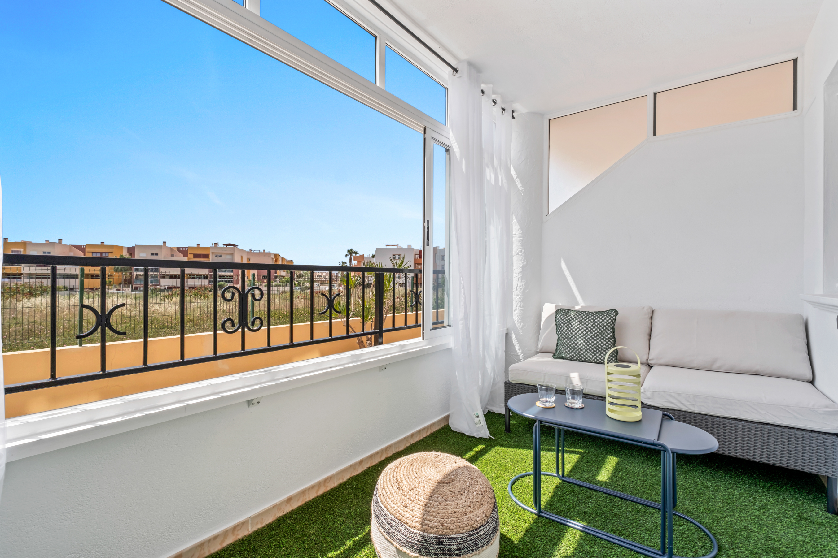 For sale - 2 Bedroom 1 Bathroom Ground floor apartment in Playa Flamenca -  - Alicante