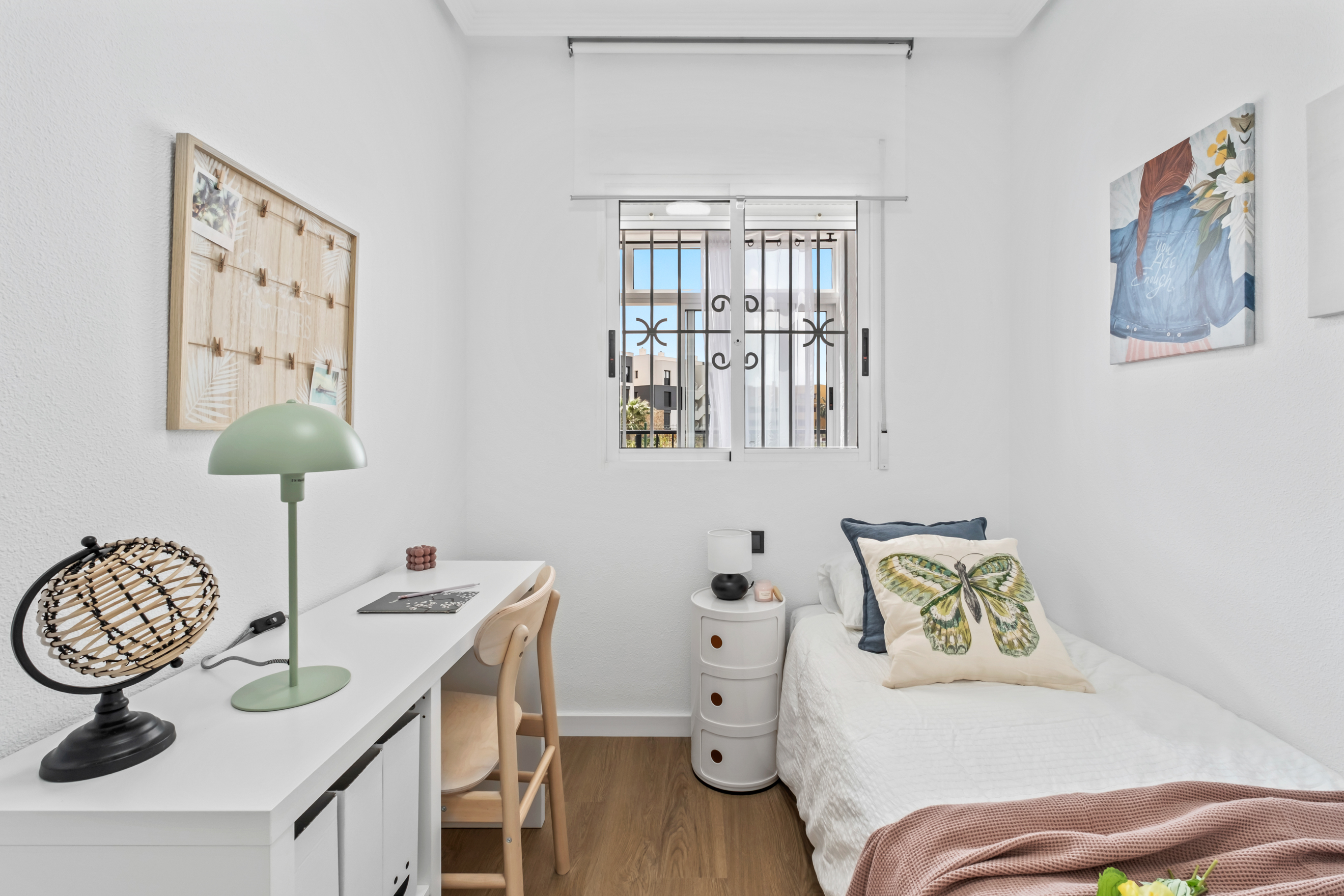 For sale - 2 Bedroom 1 Bathroom Ground floor apartment in Playa Flamenca -  - Alicante