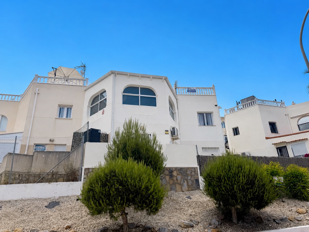 For sale - 1 Bedroom 1 Bathroom Apartment in San Miguel De Salinas - , San Miguel De Salinas, Alicante, Spain - Alicante