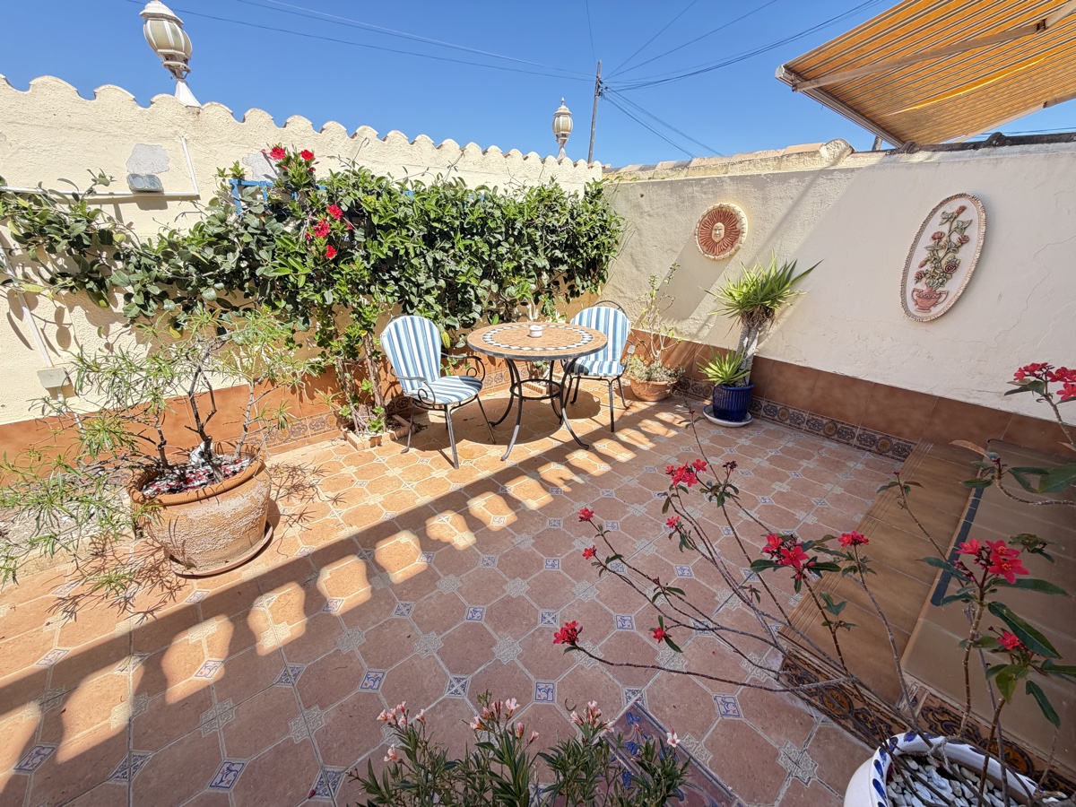 For sale - 3 Bedroom 3 Bathroom Townhouse in San Miguel De Salinas - , San Miguel De Salinas, Alicante, Spain - Alicante