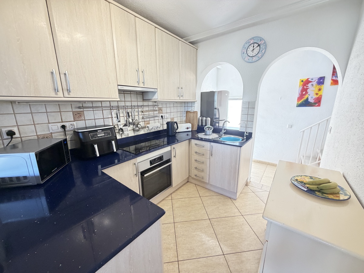 For sale - 3 Bedroom 3 Bathroom Townhouse in San Miguel De Salinas - , San Miguel De Salinas, Alicante, Spain - Alicante