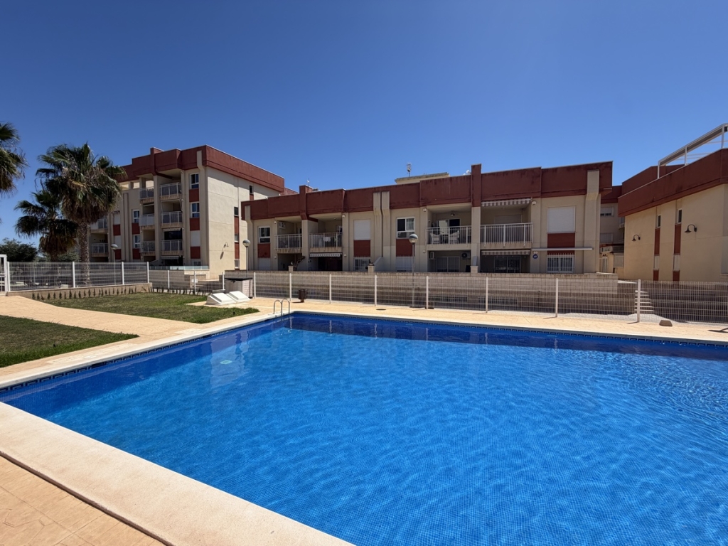 2 Bedroom 2 Bathroom Apartment in Lomas De Cabo Roig
