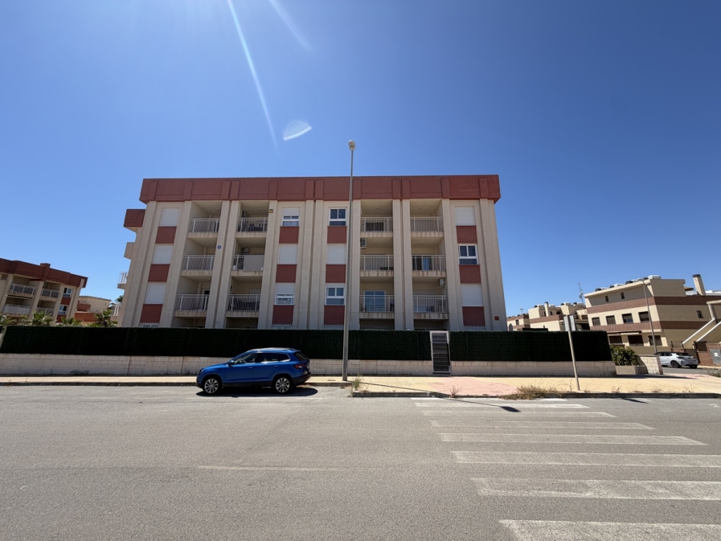 2 Bedroom 2 Bathroom Apartment in Lomas De Cabo Roig