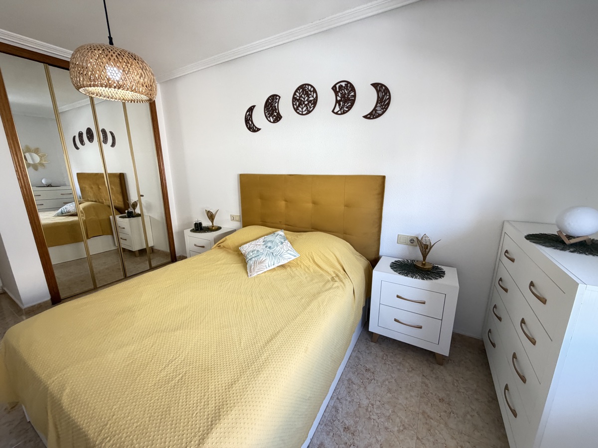 For sale - 3 Bedroom 2 Bathroom Apartment in San Miguel De Salinas - , San Miguel De Salinas, Alicante, Spain - Alicante
