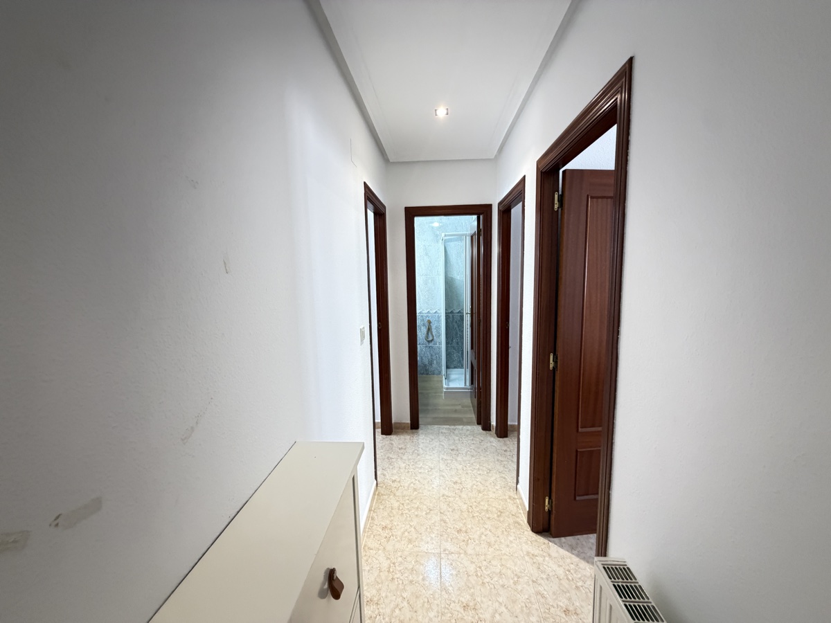 For sale - 3 Bedroom 2 Bathroom Apartment in San Miguel De Salinas - , San Miguel De Salinas, Alicante, Spain - Alicante