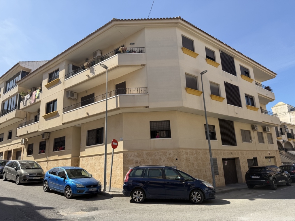 3 Bedroom 2 Bathroom Apartment in San Miguel De Salinas