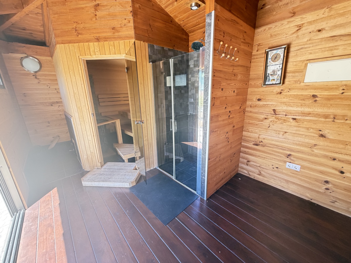 For sale - 4 Bedroom 3 Bathroom Villa in Los Balcones - , Los Balcones, Alicante, Spain - Alicante
