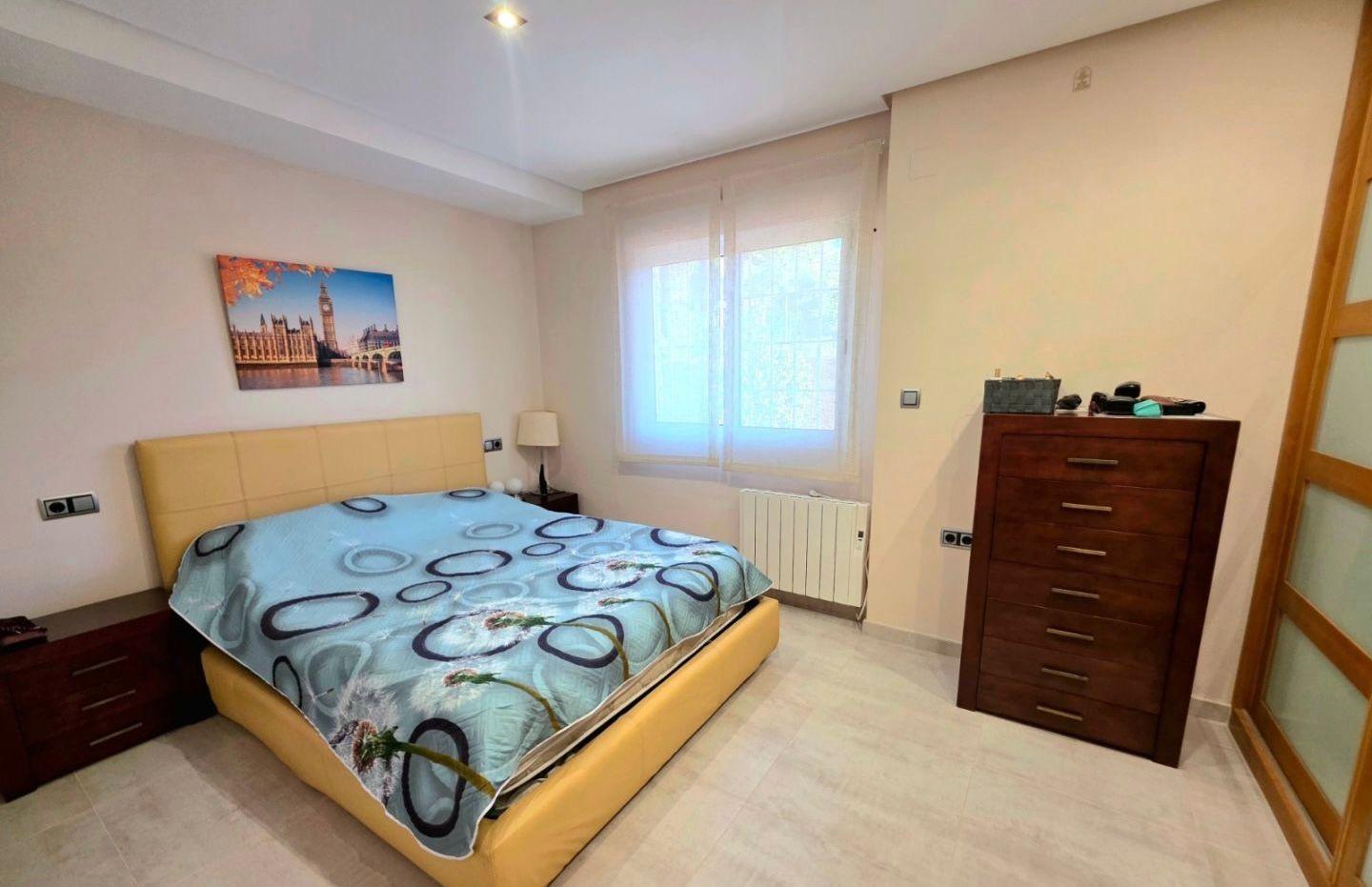 For sale - 5 Bedroom 3 Bathroom Villa in Dehesa de campoamor - Campoamor  - Alicante