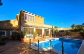 17-290801636689/77363, 5 Bedroom 3 Bathroom Villa in Dehesa de campoamor