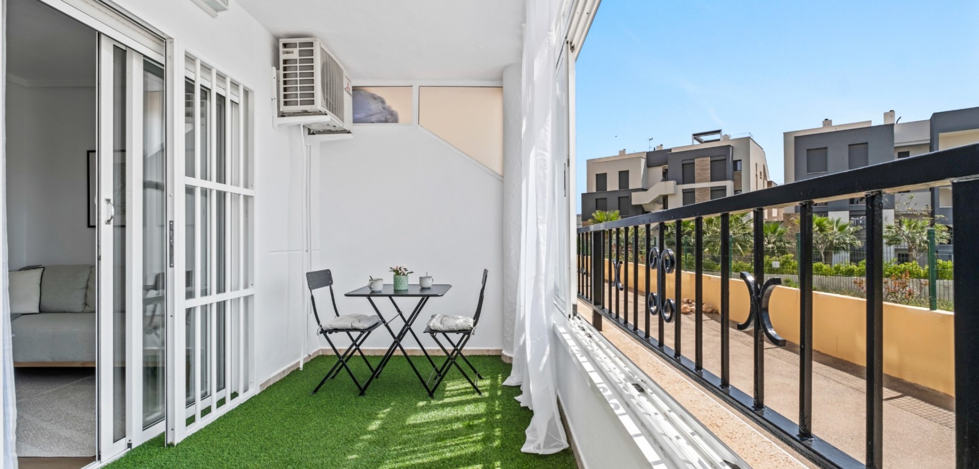 For sale - 2 Bedroom 1 Bathroom Apartment in Orihuela Costa - La Florida  - Costa Blanca (Alicante)