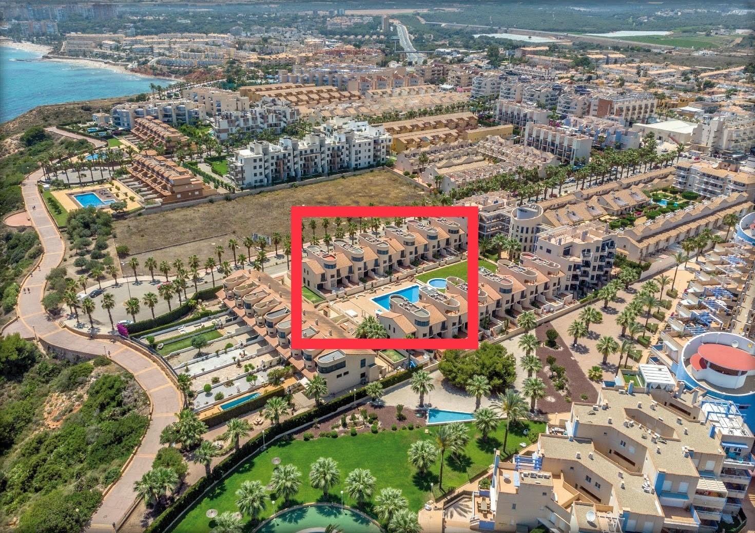 For sale - 3 Bedroom 2 Bathroom Townhouse in Cabo Roig - Aguamarina  - Alicante