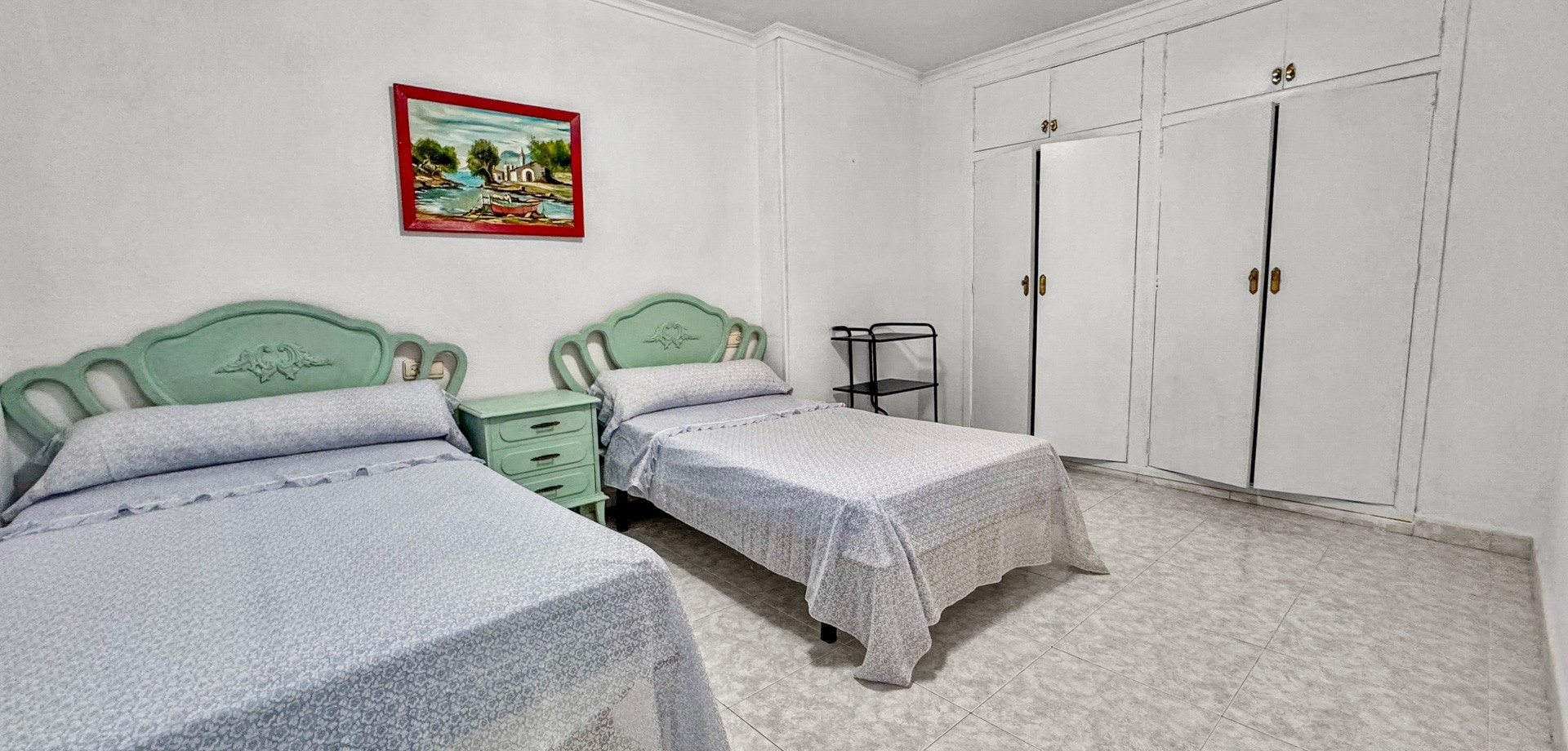 For sale - 3 Bedroom 2 Bathroom Apartment in Torrevieja - Playa de los Locos  - Costa Blanca (Alicante)