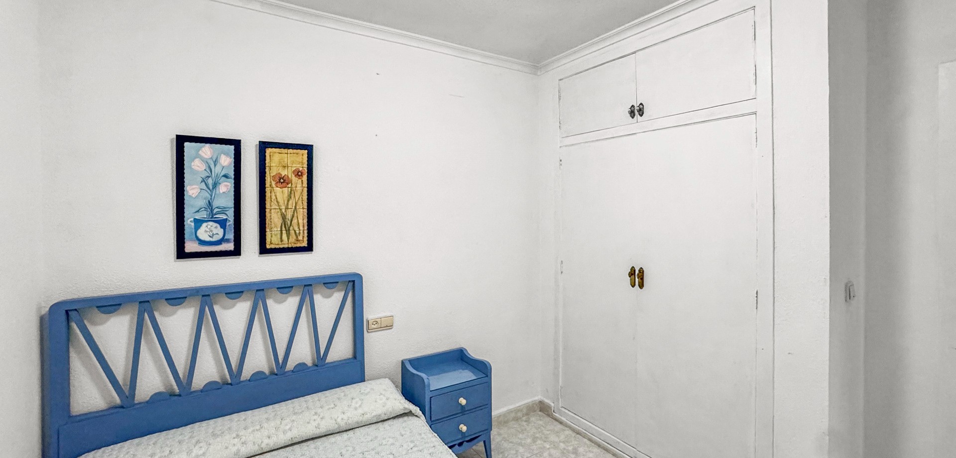 For sale - 3 Bedroom 2 Bathroom Apartment in Torrevieja - Playa de los Locos  - Costa Blanca (Alicante)