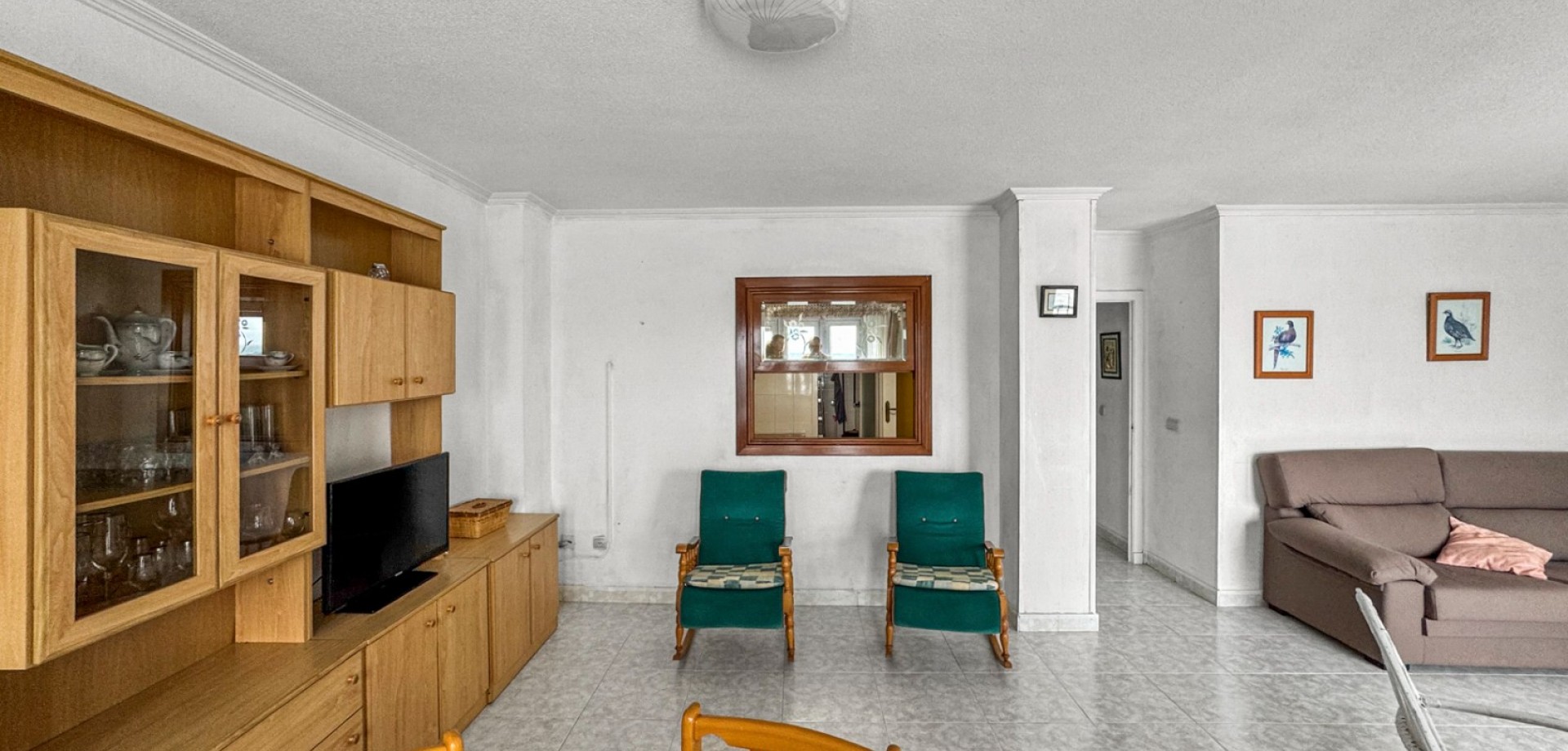 For sale - 3 Bedroom 2 Bathroom Apartment in Torrevieja - Playa de los Locos  - Costa Blanca (Alicante)
