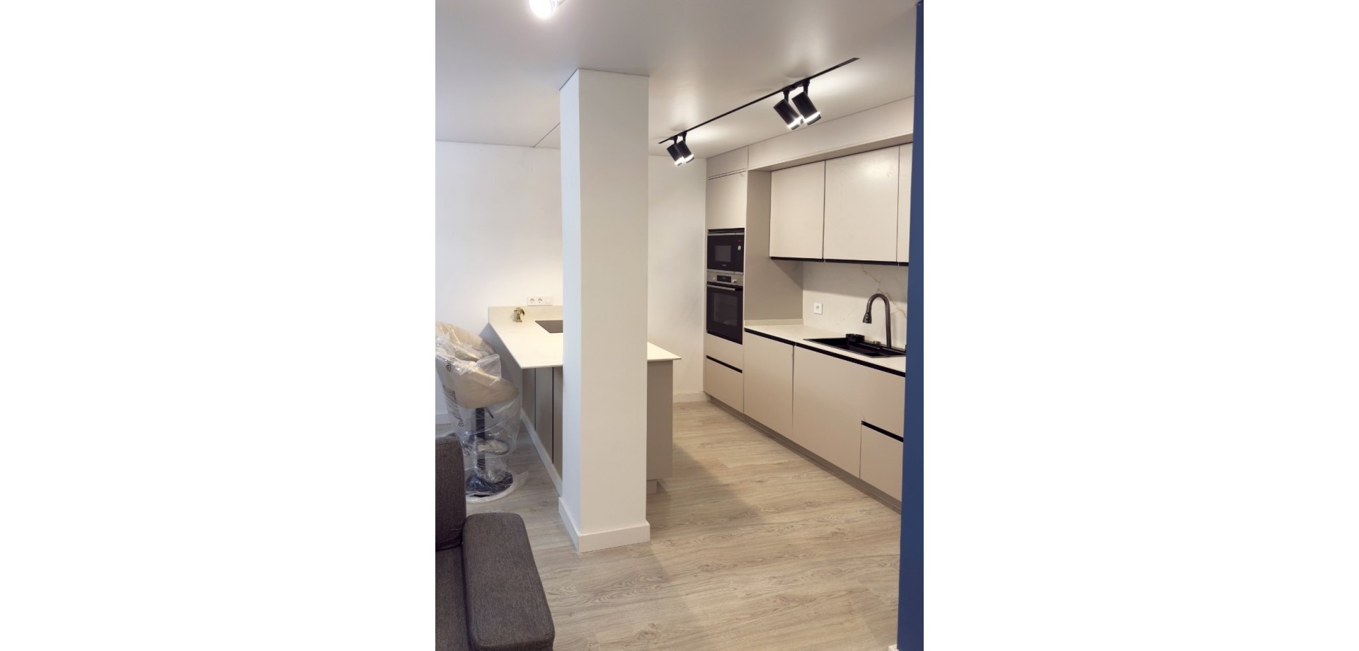 For sale - 2 Bedroom 2 Bathroom Apartment in Torrevieja - Torrevieja  - Costa Blanca (Alicante)