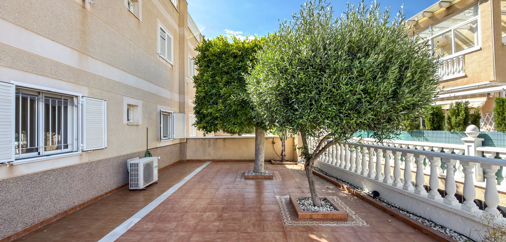 For sale - 3 Bedroom 2 Bathroom Apartment in Orihuela Costa - Playa Flamenca  - Costa Blanca (Alicante)