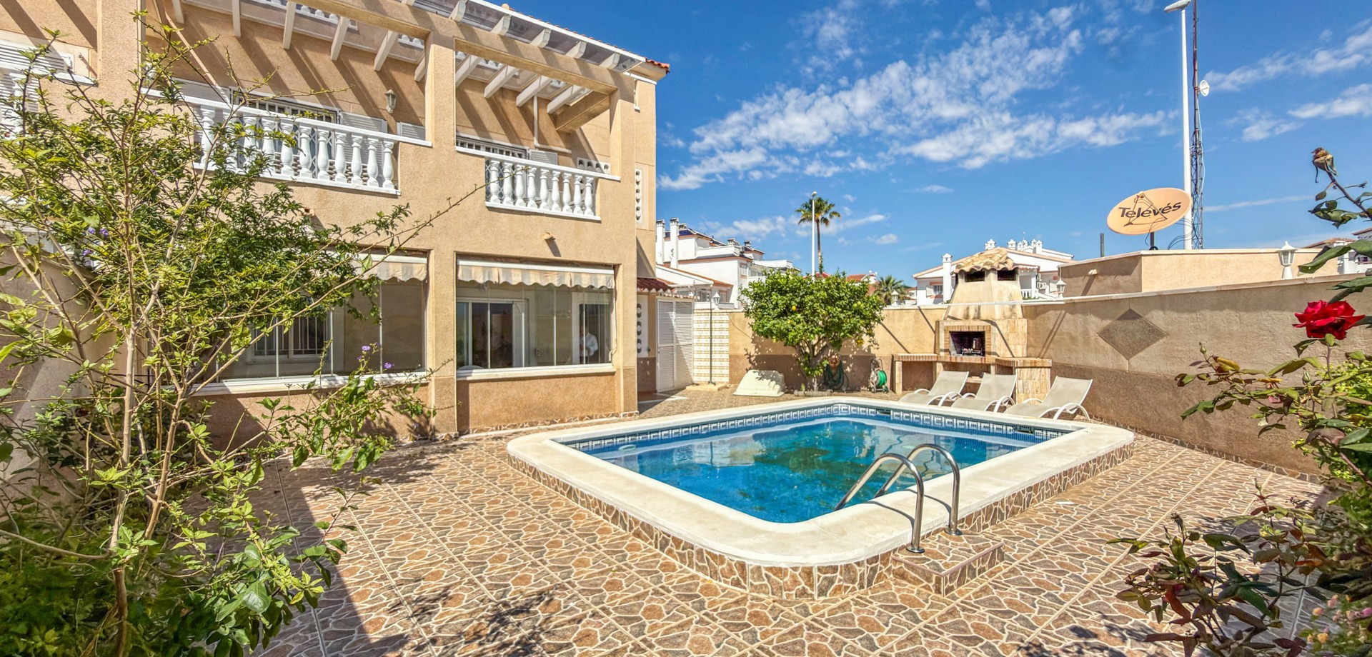 For sale - 3 Bedroom 2 Bathroom Apartment in Orihuela Costa - Playa Flamenca  - Costa Blanca (Alicante)