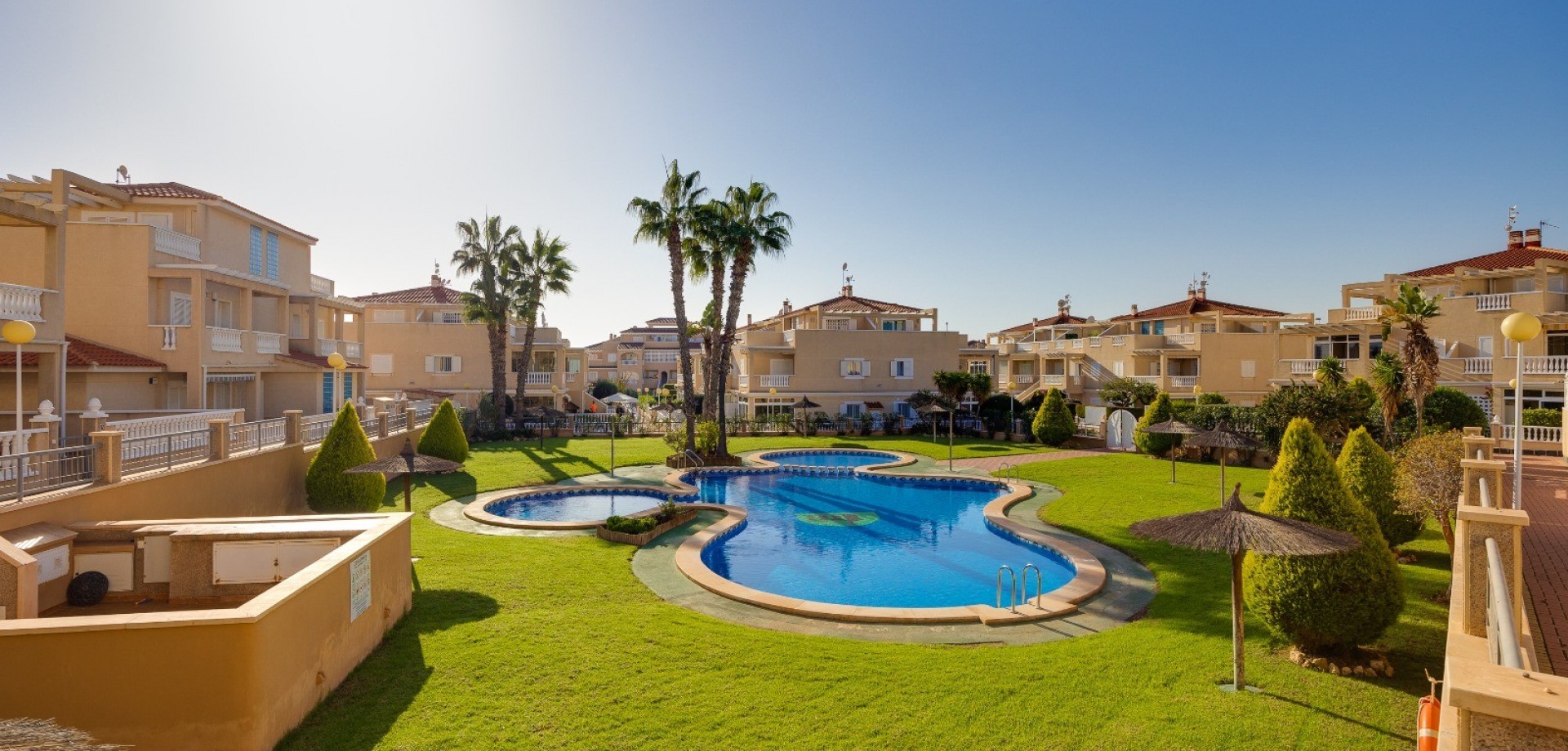 For sale - 3 Bedroom 2 Bathroom Apartment in Orihuela Costa - Playa Flamenca  - Costa Blanca (Alicante)