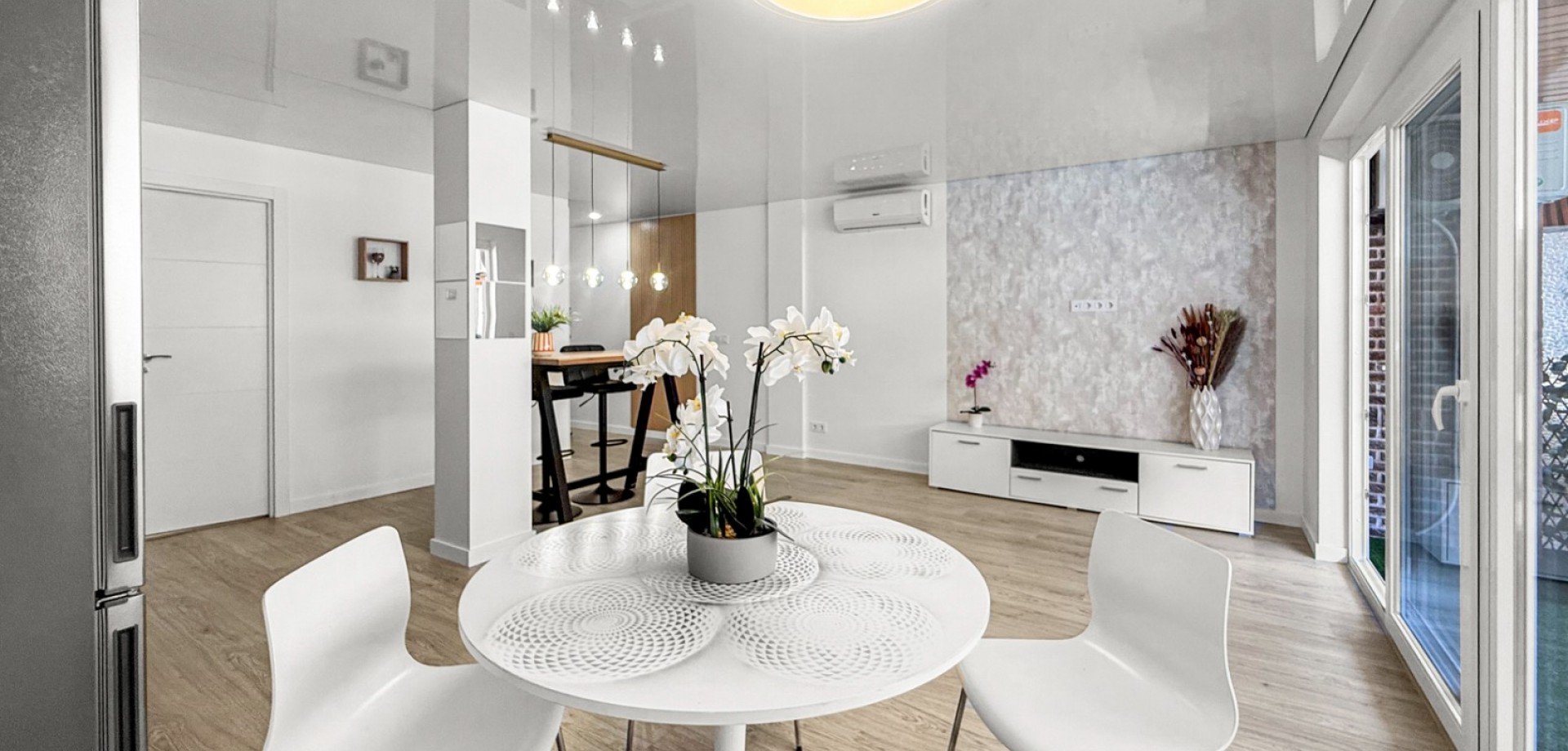 For sale - 3 Bedroom 2 Bathroom Apartment in Torrevieja - El Acequión - Los Náufragos  - Costa Blanca (Alicante)
