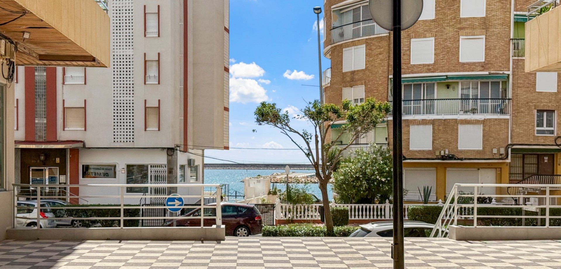 For sale - 3 Bedroom 2 Bathroom Apartment in Torrevieja - El Acequión - Los Náufragos  - Costa Blanca (Alicante)