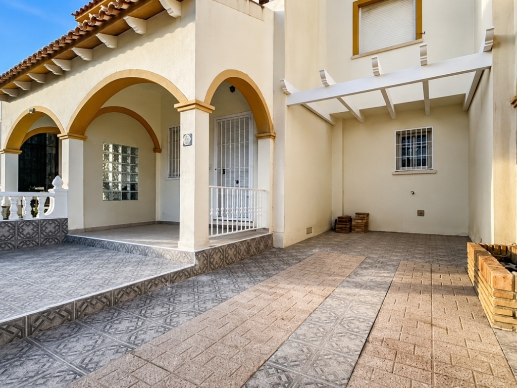 2 Bedroom 2 Bathroom Townhouse in Playa Flamenca
