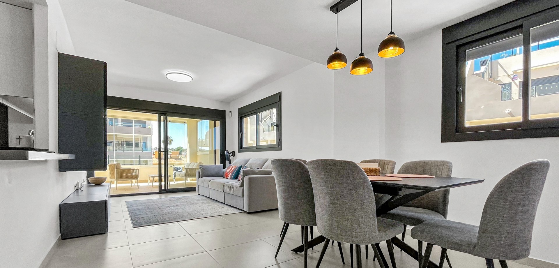 For sale - 3 Bedroom 2 Bathroom Apartment in Orihuela Costa - Los Dolses  - Costa Blanca (Alicante)