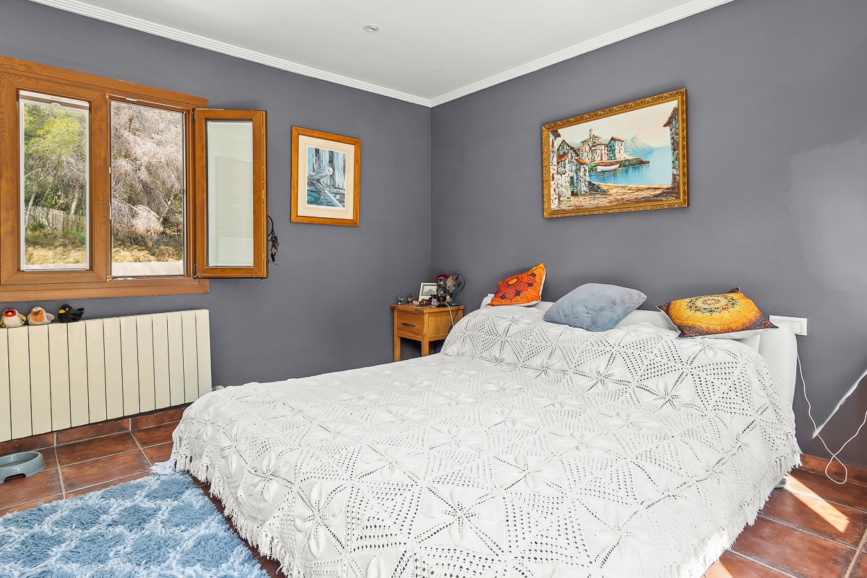 For sale - 4 Bedroom 2 Bathroom Country Property/Finca in Torremendo - Torremendo  - Alicante