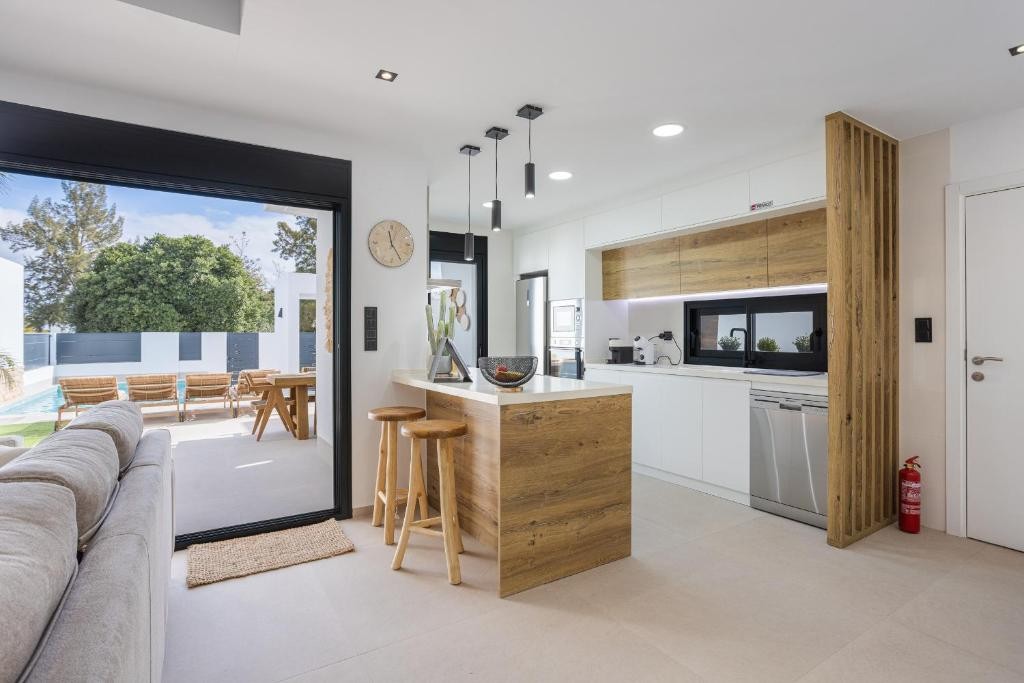 For sale - 3 Bedroom 2 Bathroom Detached Villa in Dolores - Dolores  - Alicante