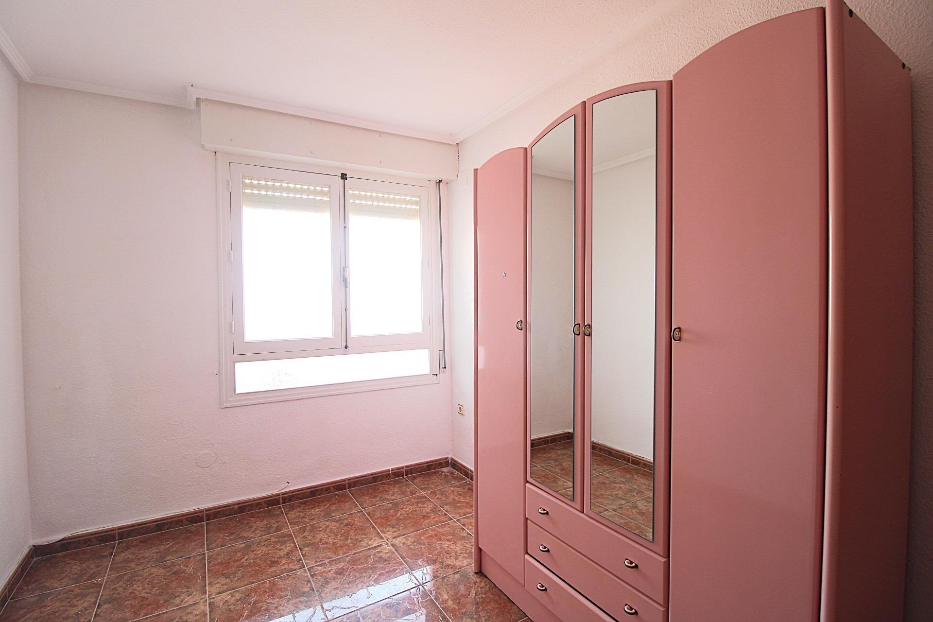 For sale - 3 Bedroom 2 Bathroom Apartment in Torrevieja - Torrevieja  - Alicante