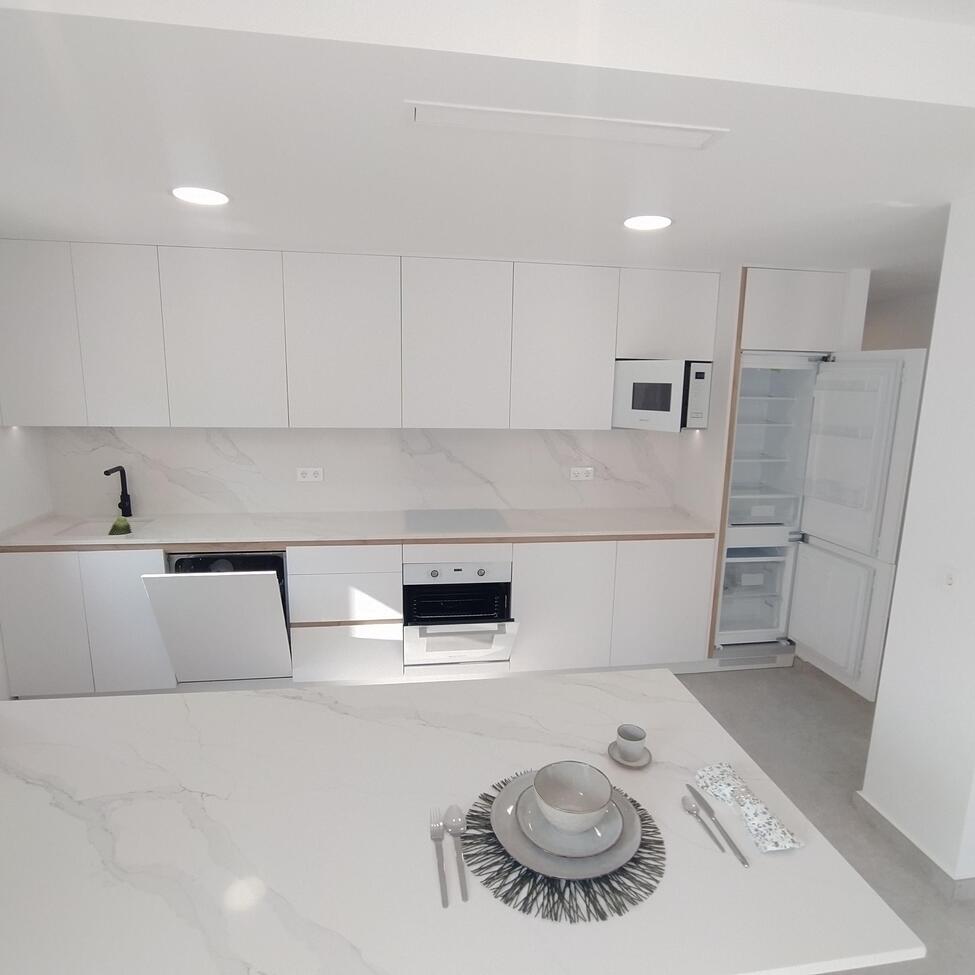 For sale - 3 Bedroom 2 Bathroom Apartment in Torrevieja - Torreblanca  - Alicante