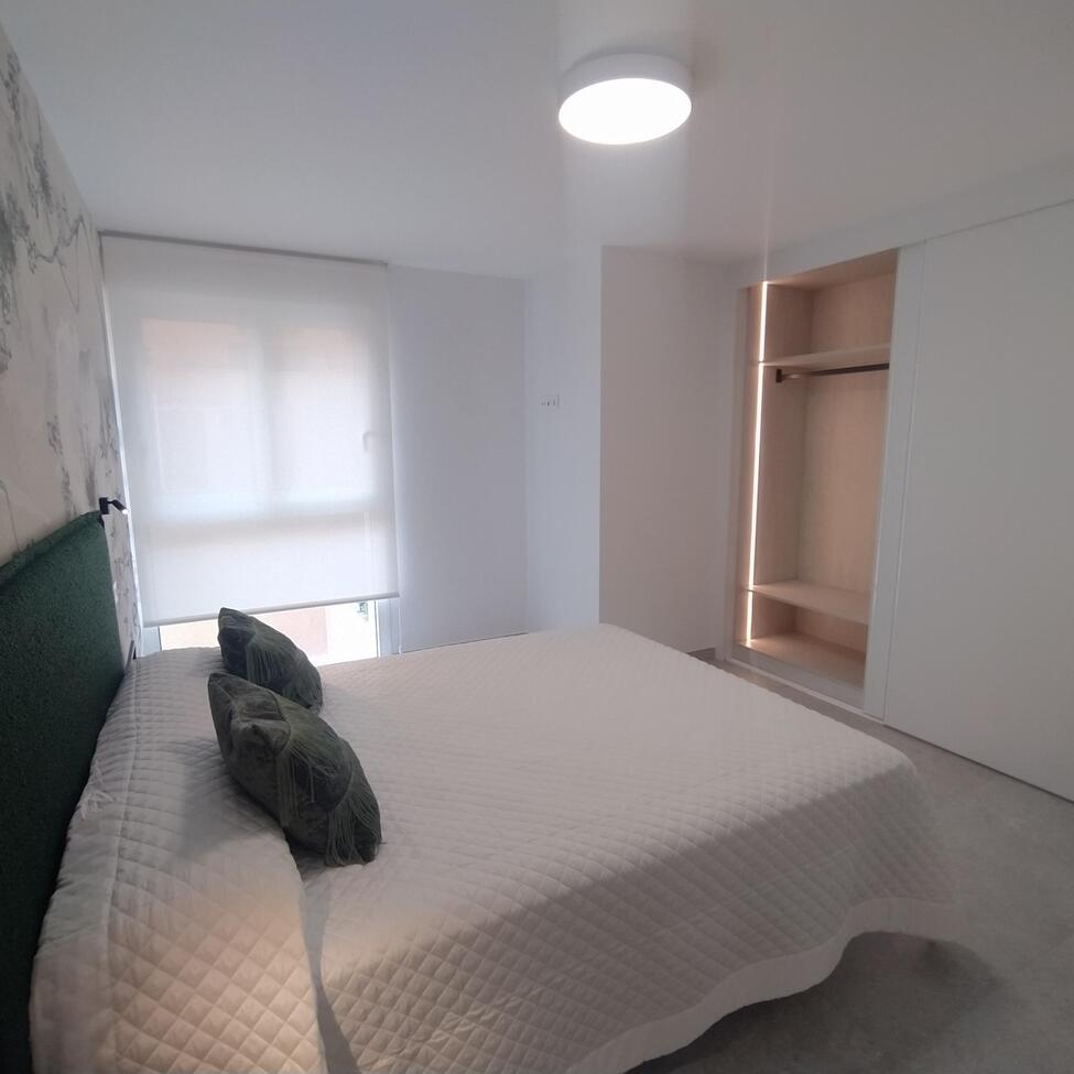 For sale - 3 Bedroom 2 Bathroom Apartment in Torrevieja - Torreblanca  - Alicante