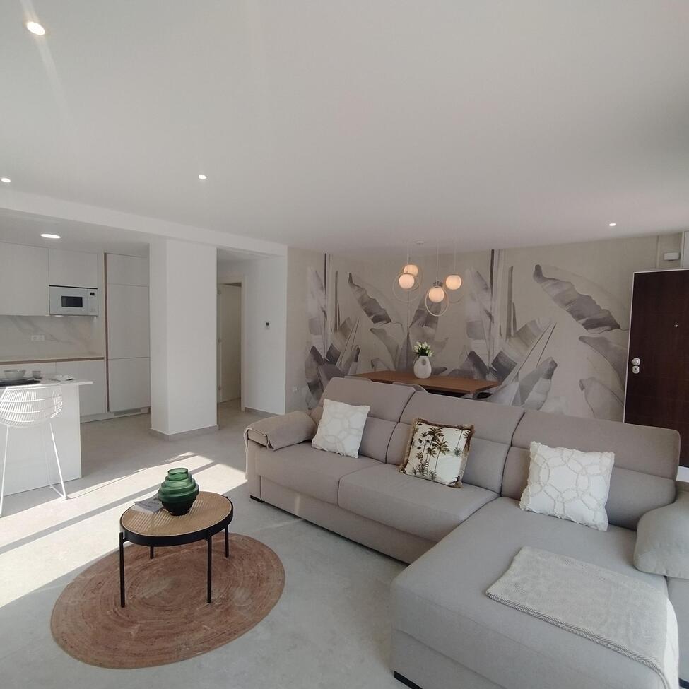 For sale - 3 Bedroom 2 Bathroom Apartment in Torrevieja - Torreblanca  - Alicante