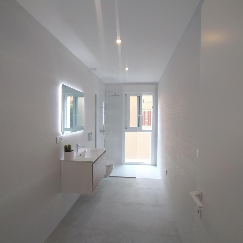 For sale - 3 Bedroom 2 Bathroom Apartment in Torrevieja - Torreblanca  - Alicante