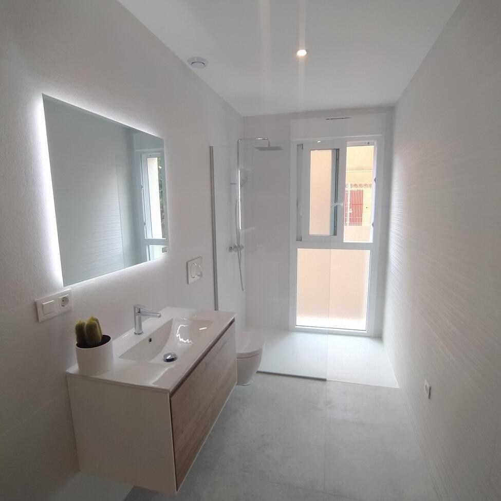 For sale - 3 Bedroom 2 Bathroom Apartment in Torrevieja - Torreblanca  - Alicante