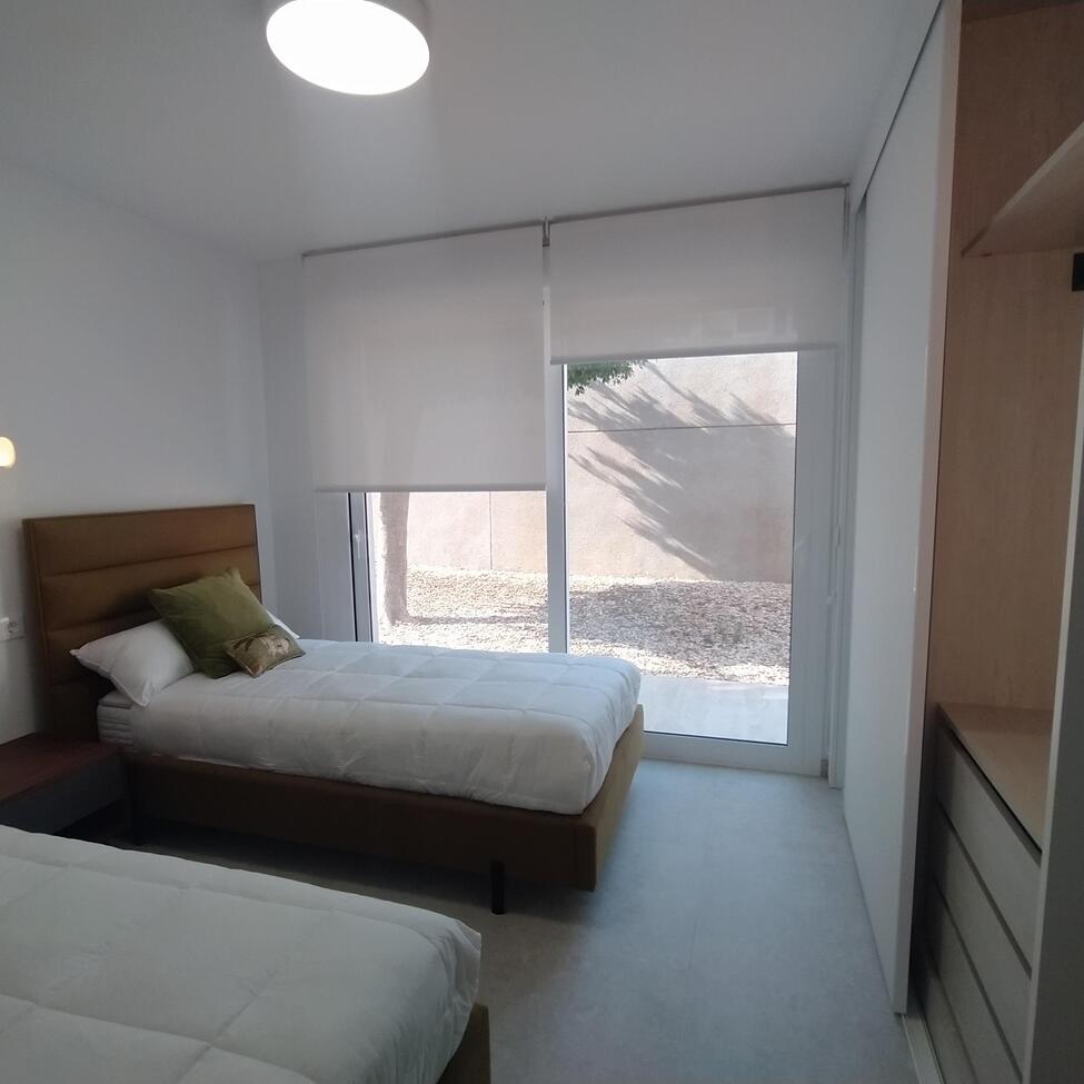 For sale - 3 Bedroom 2 Bathroom Apartment in Torrevieja - Torreblanca  - Alicante
