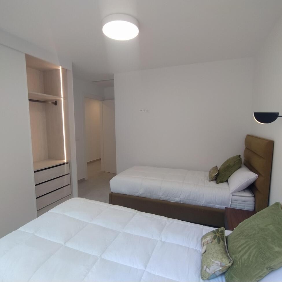 For sale - 3 Bedroom 2 Bathroom Apartment in Torrevieja - Torreblanca  - Alicante