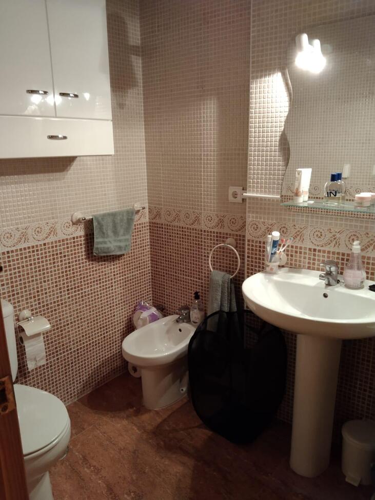 For sale - 2 Bedroom 1 Bathroom Apartment in Torrevieja -  - Alicante