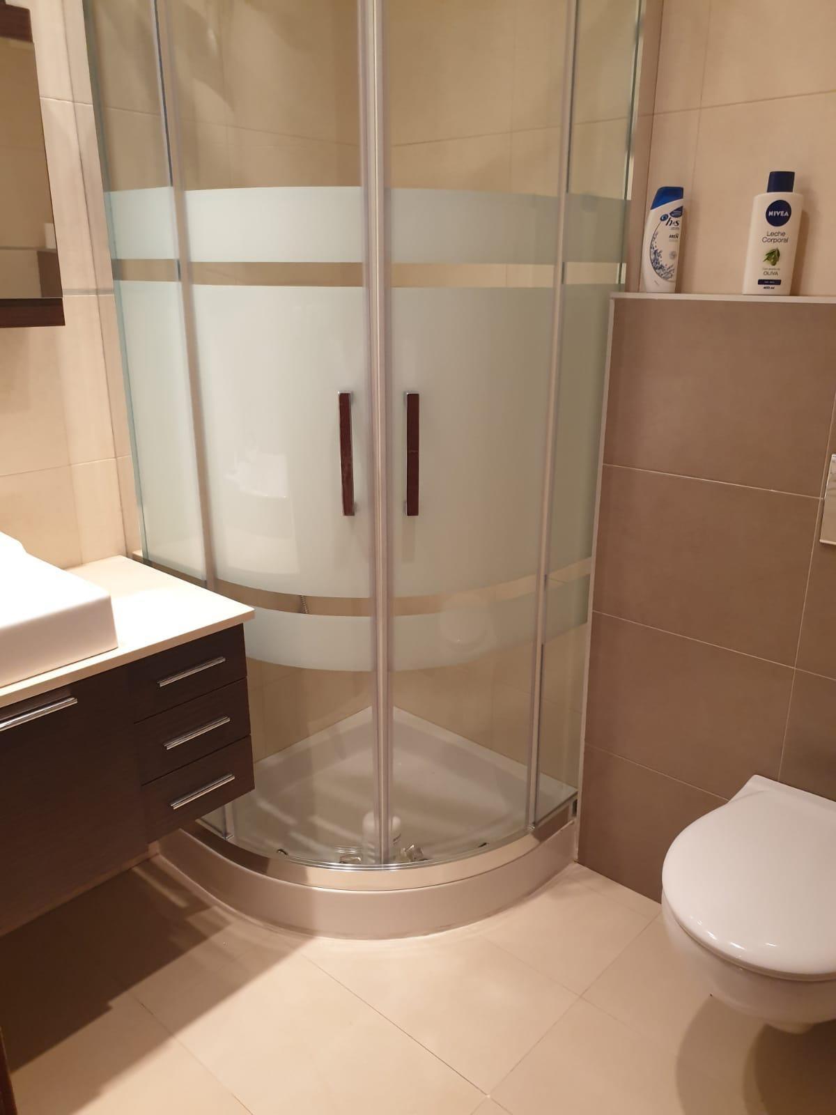 For sale - 3 Bedroom 3 Bathroom Apartment in Torrevieja - Las Piscinas Naturales  - Alicante