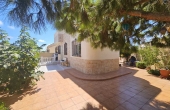 27-24-0-11-629/77435, 3 Bedroom 2 Bathroom Villa in Torrevieja