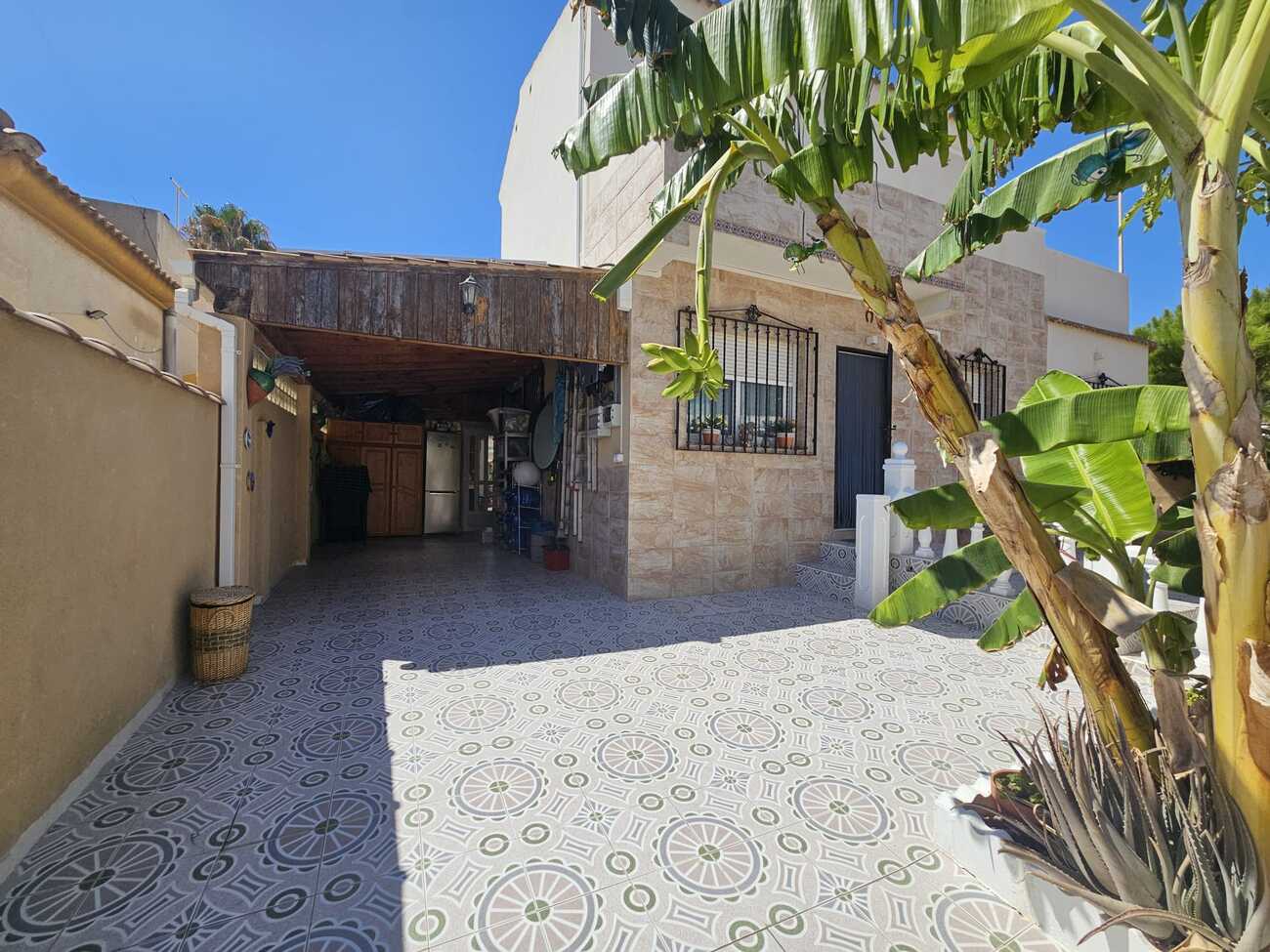 For sale - 3 Bedroom 2 Bathroom Villa in Torrevieja - Torre Del Moro  - Alicante