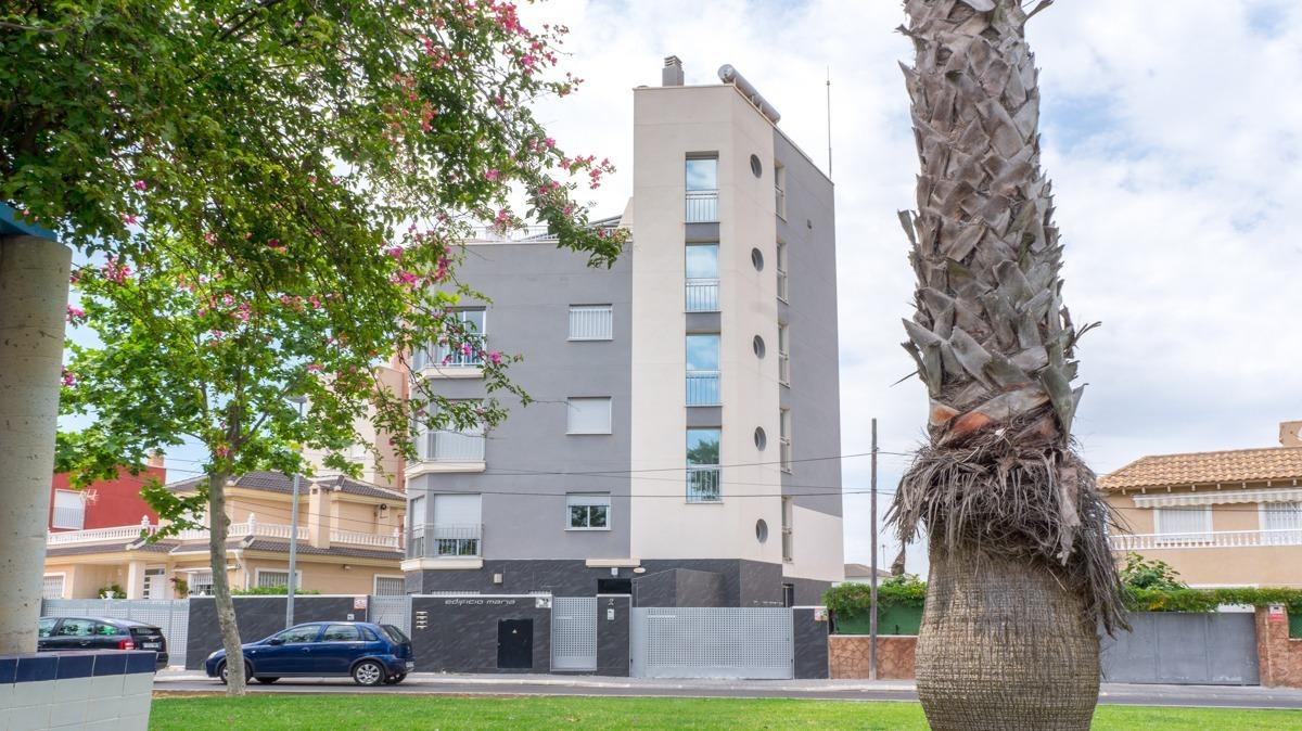 For sale - 3 Bedroom 2 Bathroom Apartment in Torrevieja - Estacion De Autobuses  - Alicante