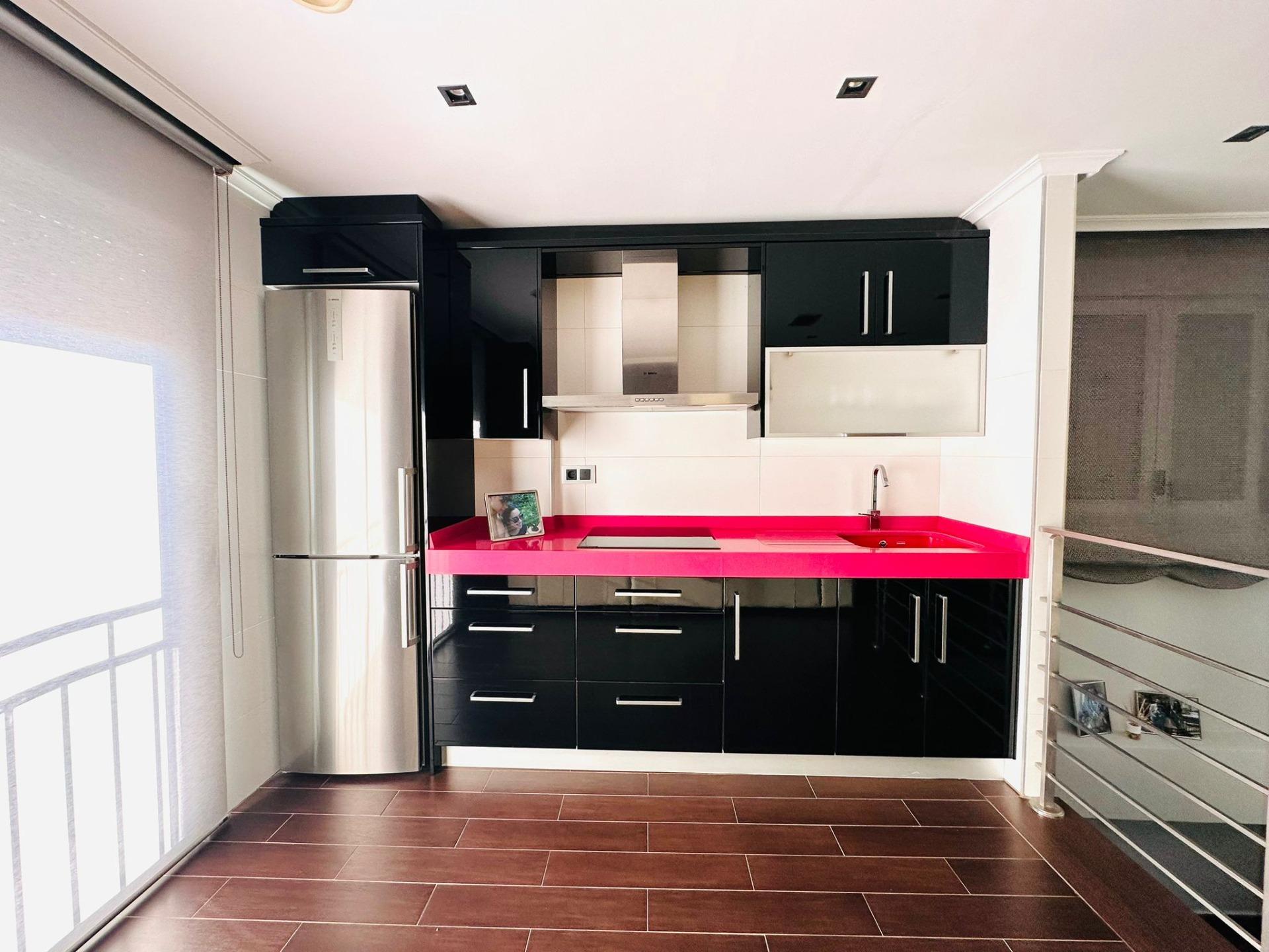 For sale - 3 Bedroom 2 Bathroom Apartment in Torrevieja - Estacion De Autobuses  - Alicante