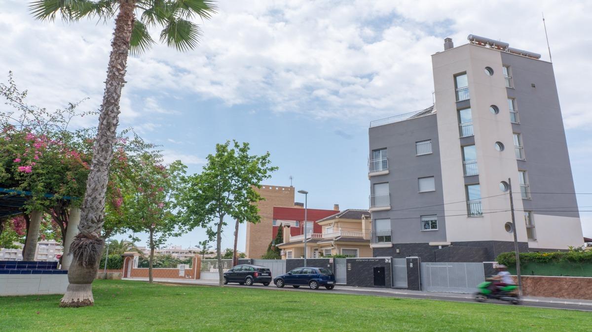 For sale - 3 Bedroom 2 Bathroom Apartment in Torrevieja - Estacion De Autobuses  - Alicante