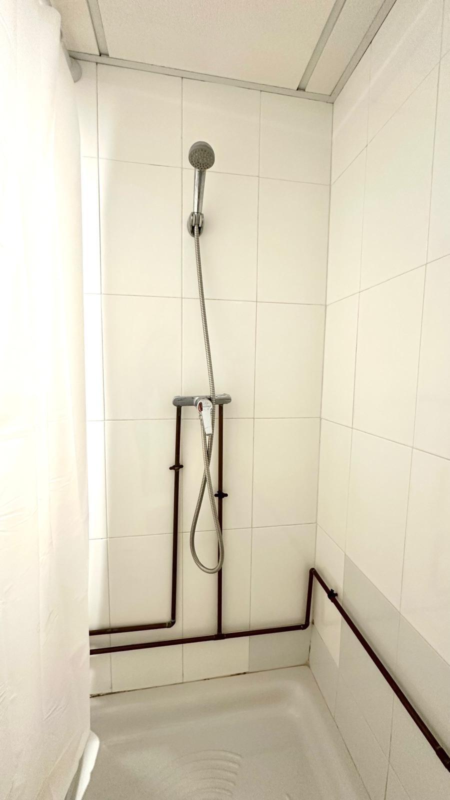 For sale - 4 Bedroom 1 Bathroom Apartment in Torrevieja - Torrevieja  - Alicante