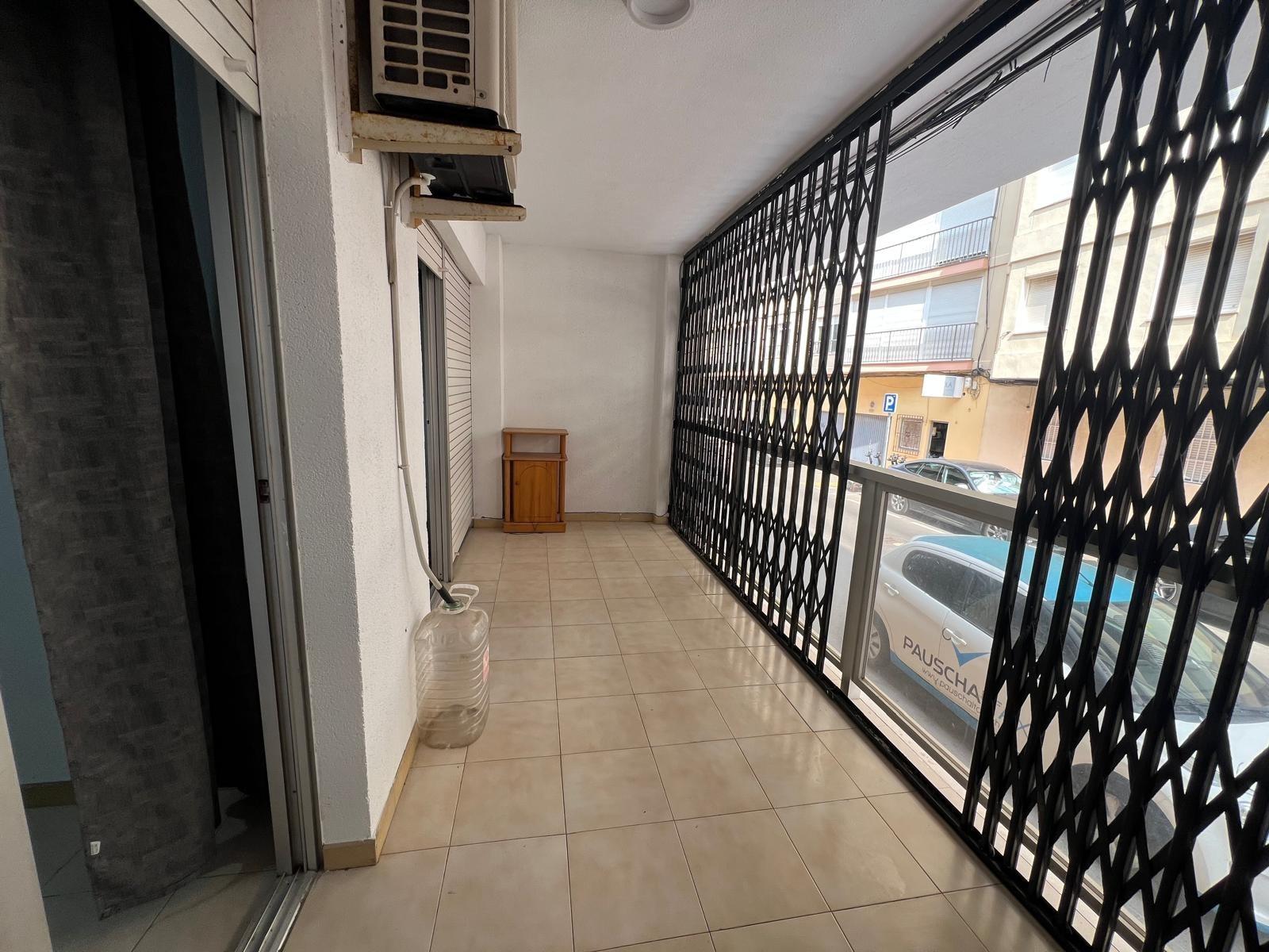 For sale - 3 Bedroom 2 Bathroom Apartment in Torrevieja - Playa Del Cura  - Alicante
