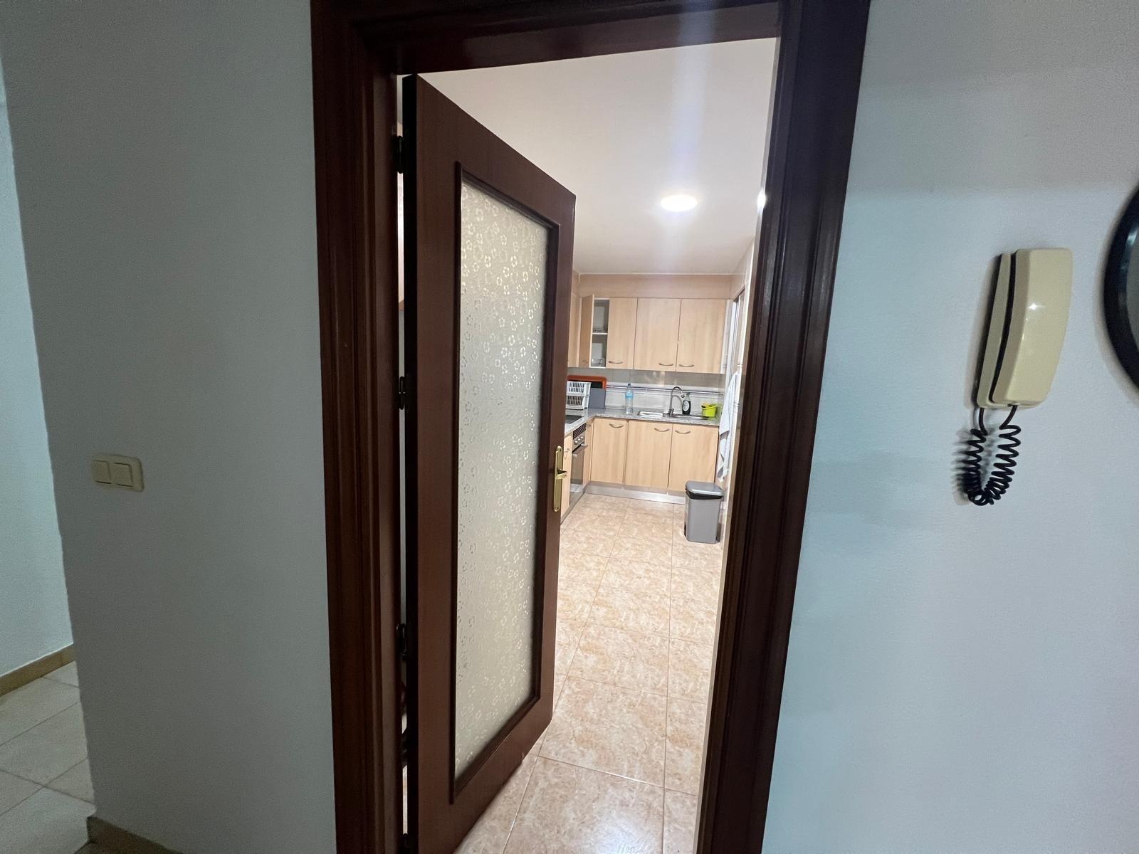 For sale - 3 Bedroom 2 Bathroom Apartment in Torrevieja - Playa Del Cura  - Alicante
